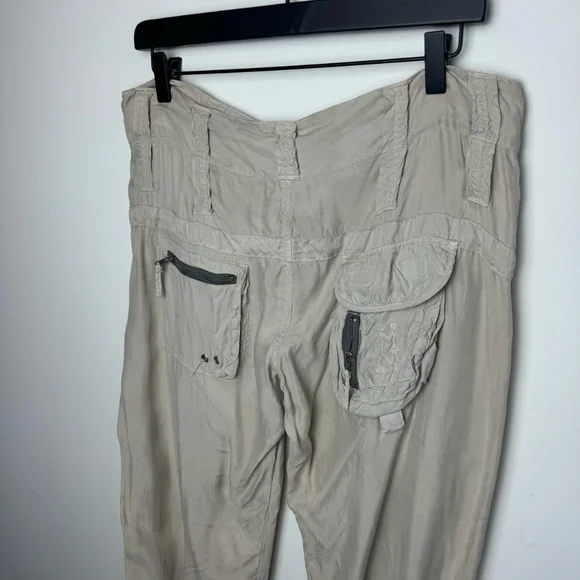 Pete and Greta Embroidered cargo pants - Picture 4 of 7
